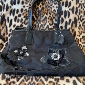 Coach Kisslock Floral Applique Shoulder Bag